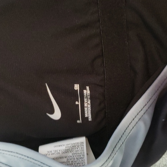 Nwt Nike one piece swimsuit - Picture 6 of 11